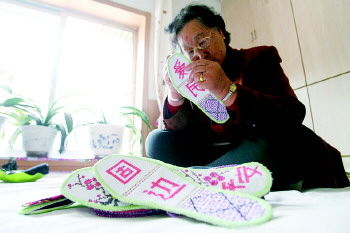  (t��ng)���S�@��Ҫ�{(di��o)�x�Ă���,81�q��������G÷��Ů�������p����100�pЬ�|��