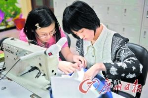 �����ˣ��ڄ�(d��ng)��옷