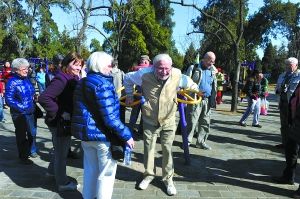 ��Ȥ������Ľ������������쉯���@������ο�Ҳһԇ������